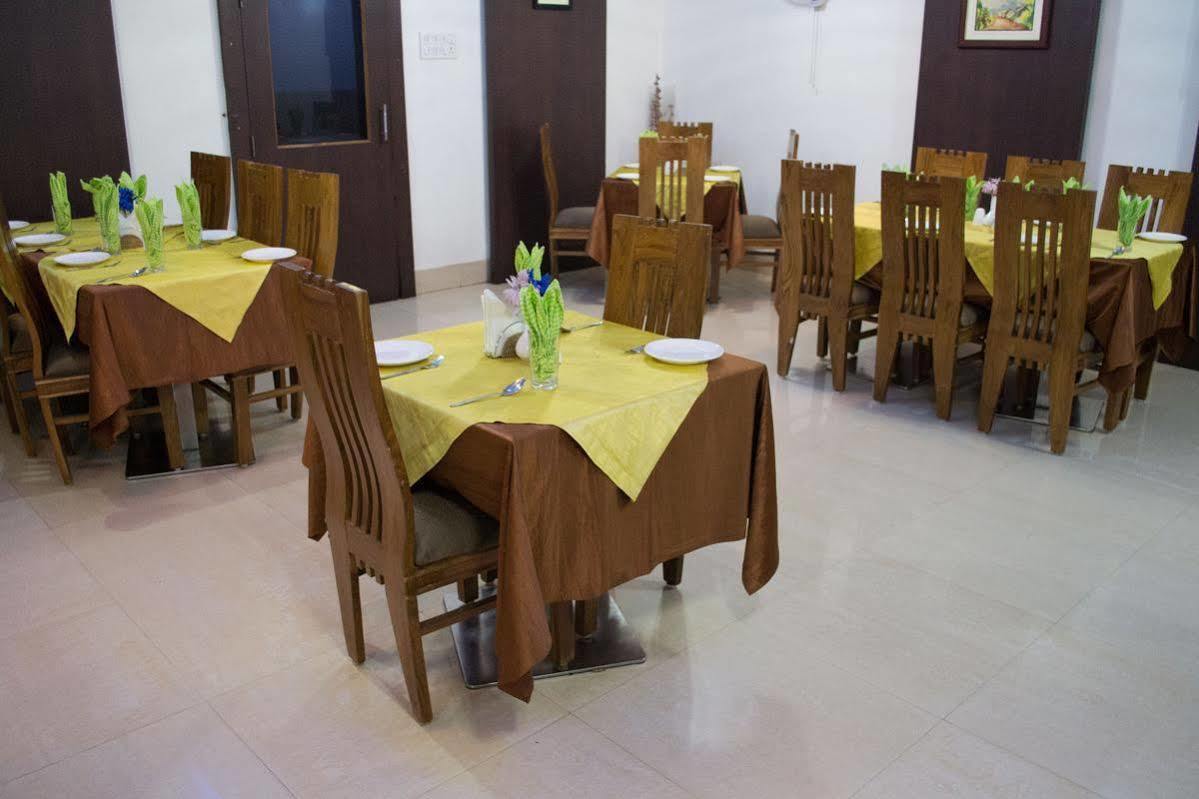 Hotel Seetal Cuttack Zewnętrze zdjęcie
